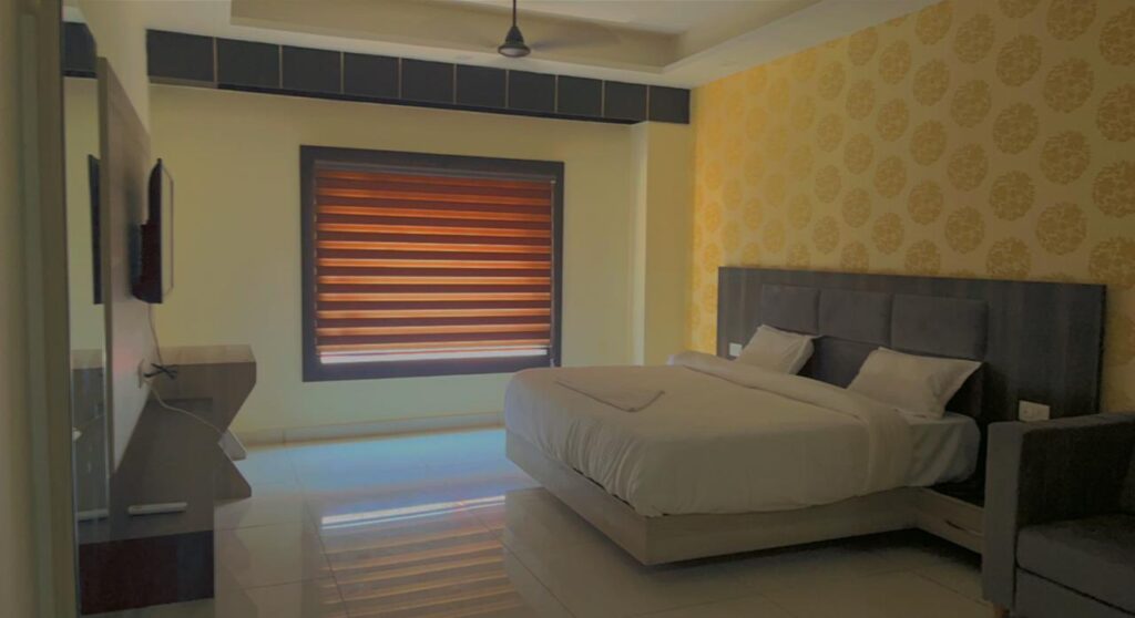 oTbco9-AkiIEm-_HogWN96pdK0u9YVOZUqUtvuJOclE=_plaintext_638288994527052317